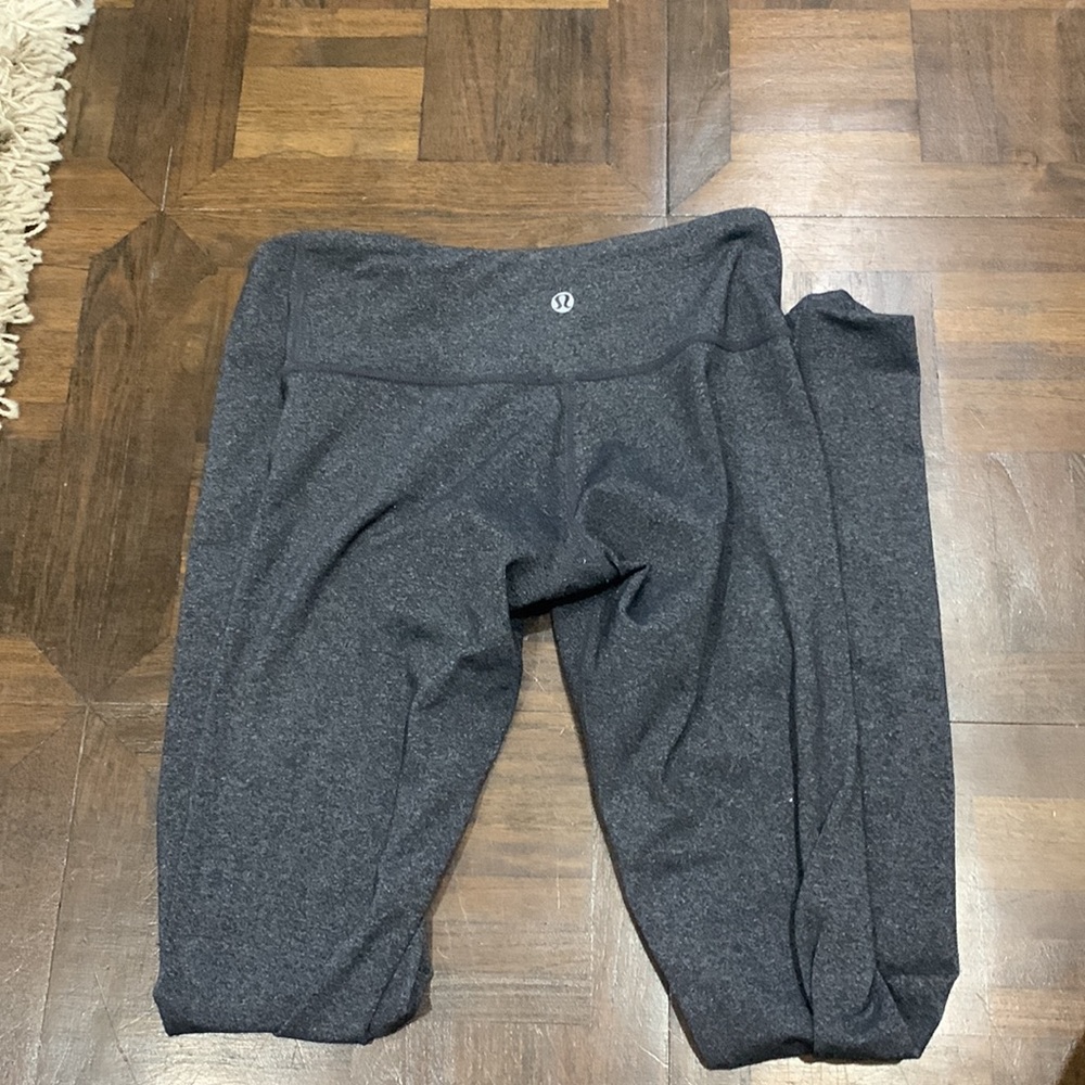 lululemon - Picture 3 of 4